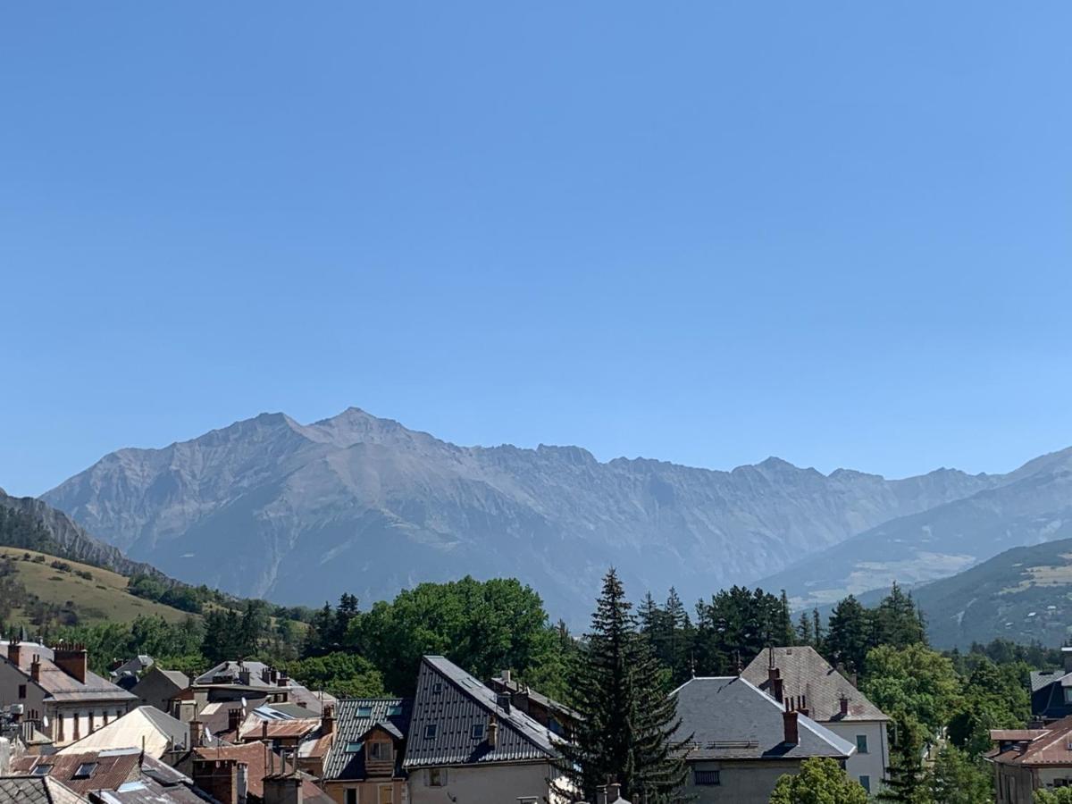 Studio Neuf Barcelonnette Exterior foto